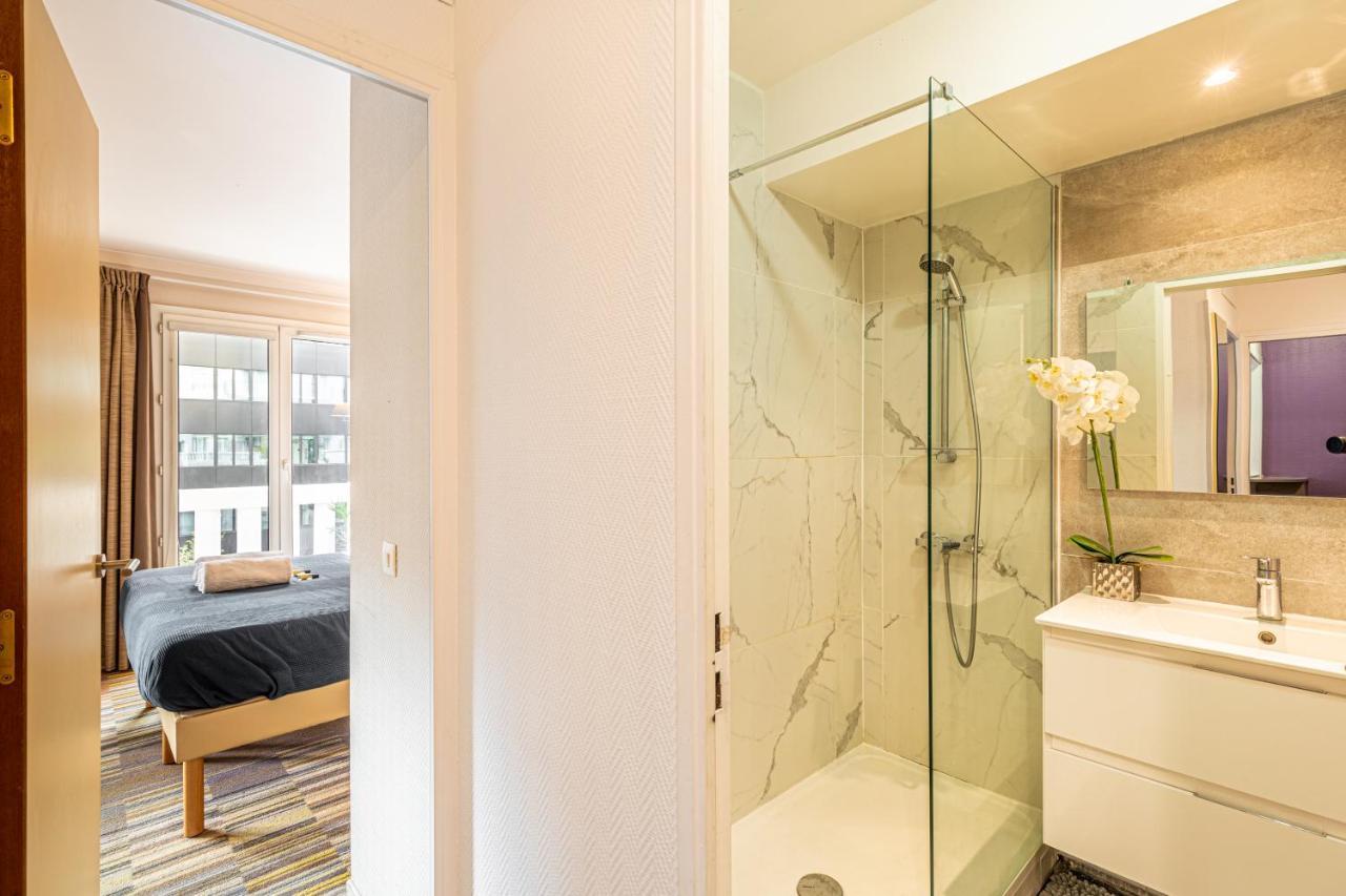 Paris Expo Apart Hotel - Porte De Versailles - 2R & Parking Іссі-ле-Муліно Екстер'єр фото