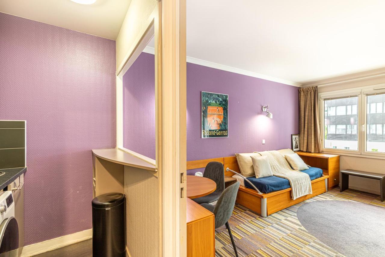Paris Expo Apart Hotel - Porte De Versailles - 2R & Parking Іссі-ле-Муліно Екстер'єр фото